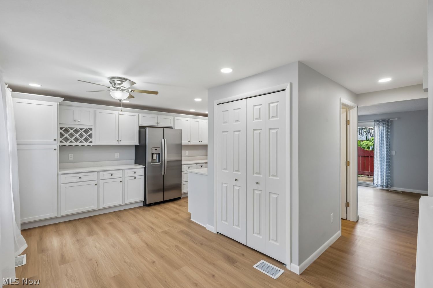 7414 Avon Drive Mentor OH 44060