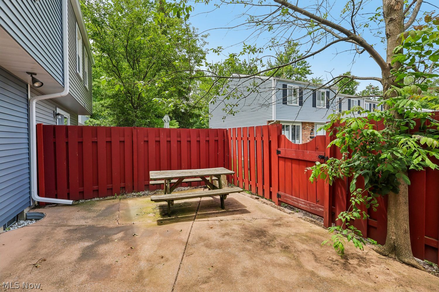 7414 Avon Drive Mentor OH 44060