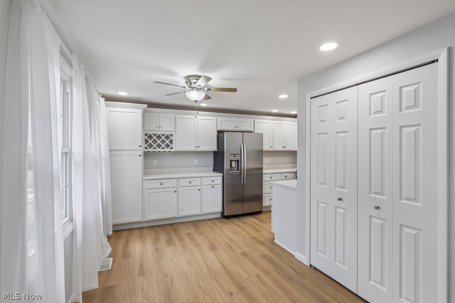7414 Avon Drive Mentor OH 44060