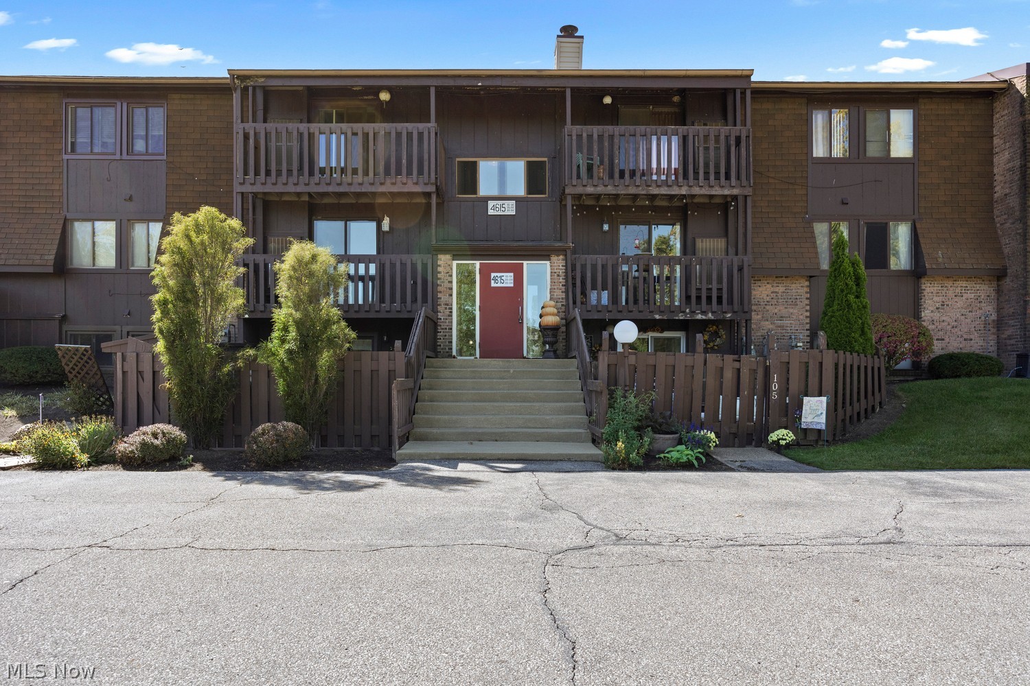 Lorain OH, 4615 Oakhill Boulevard, Unit 108