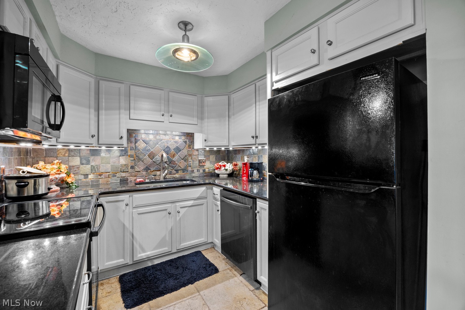 4615 Oakhill Boulevard Lorain OH 44053