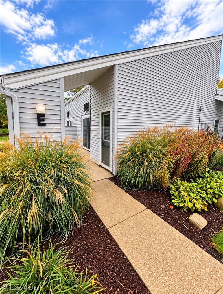 1555 Cedarwood Drive Westlake OH 44145
