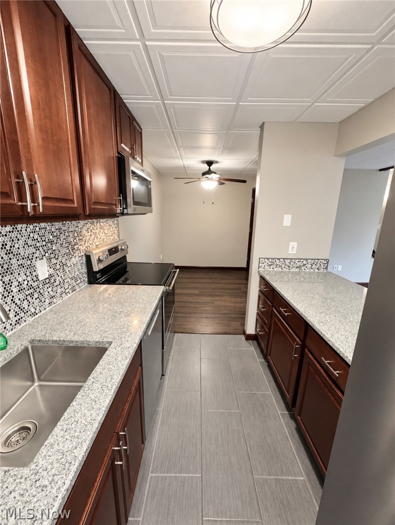 1555 Cedarwood Drive Westlake OH 44145