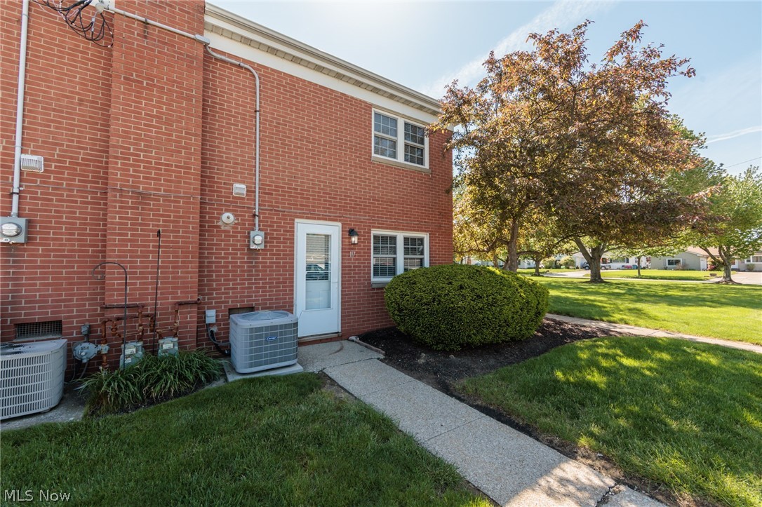 23540 David Drive North Olmsted OH 44070