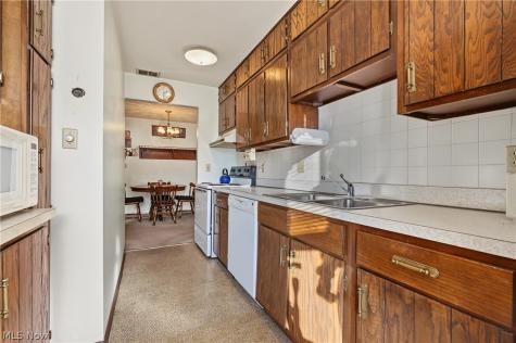 3066 Kent Road Stow OH 44224