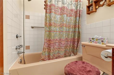3066 Kent Road Stow OH 44224