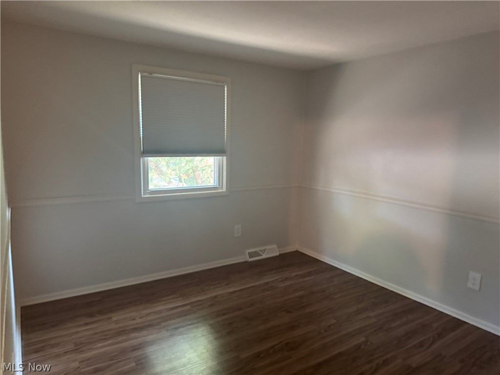 24620 Clareshire Drive North Olmsted OH 44070