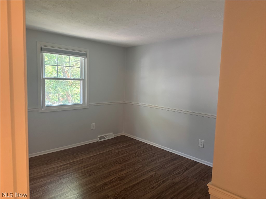 24620 Clareshire Drive North Olmsted OH 44070