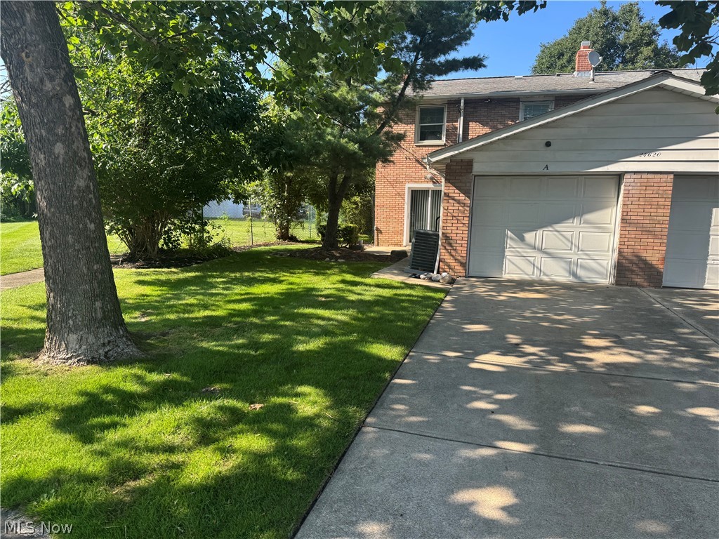 24620 Clareshire Drive North Olmsted OH 44070