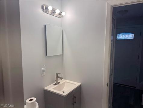 24620 Clareshire Drive North Olmsted OH 44070