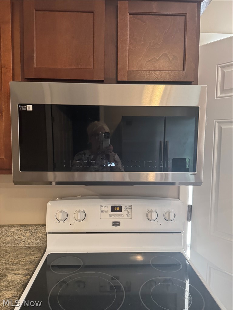 24620 Clareshire Drive North Olmsted OH 44070
