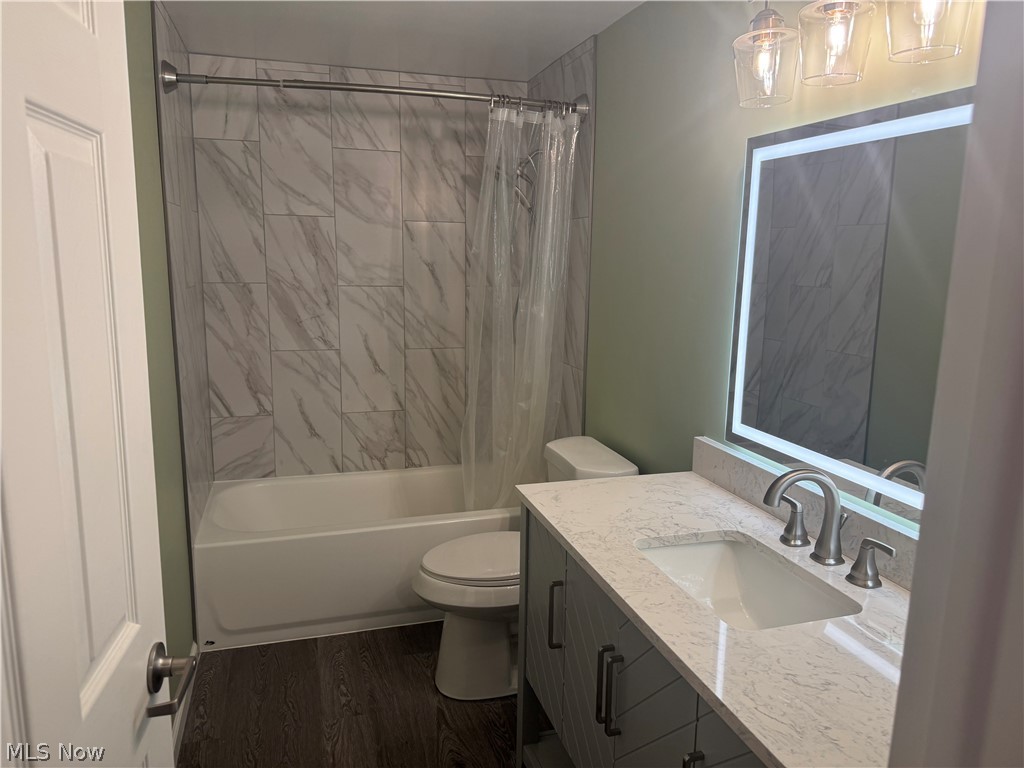 24620 Clareshire Drive North Olmsted OH 44070
