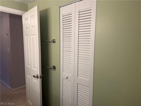 24620 Clareshire Drive North Olmsted OH 44070