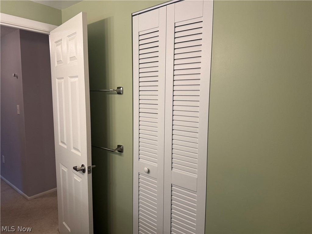 24620 Clareshire Drive North Olmsted OH 44070