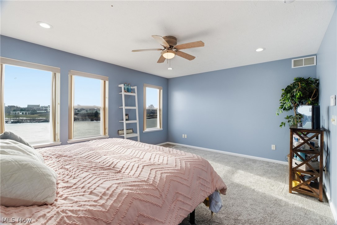 323 Arizona Avenue Lorain OH 44052