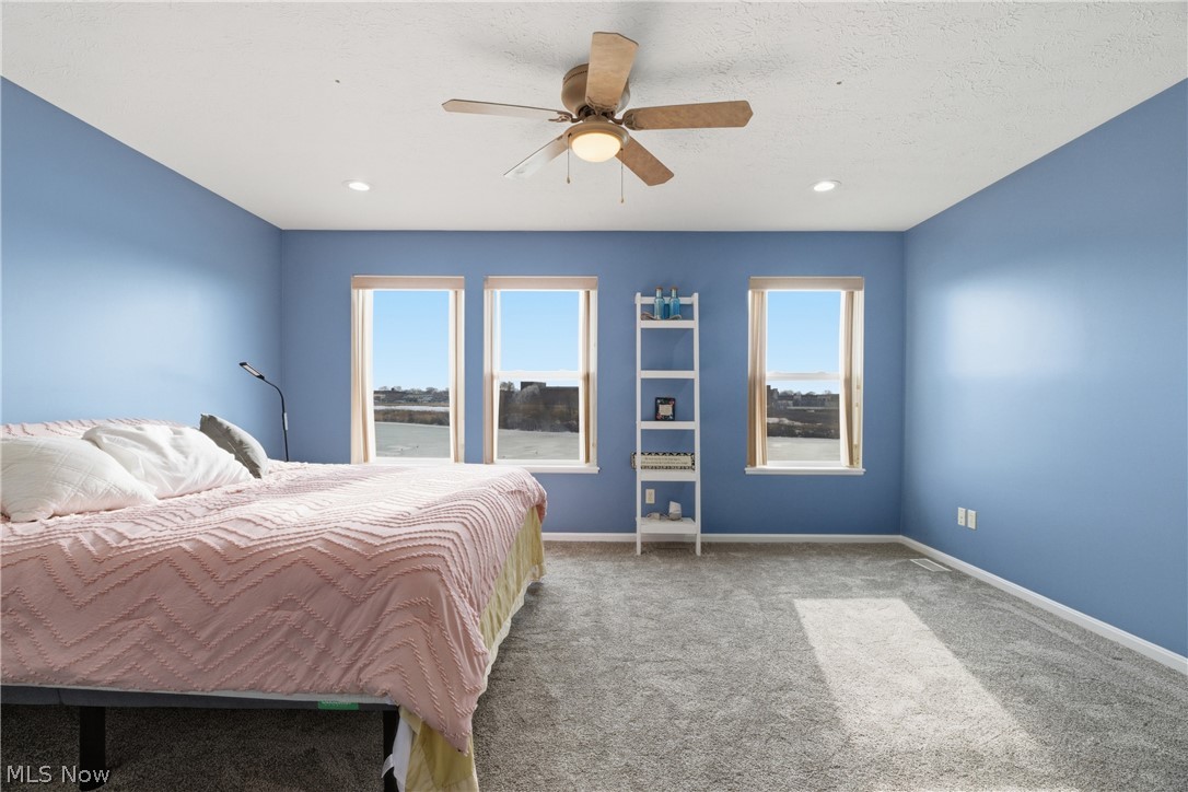 323 Arizona Avenue Lorain OH 44052