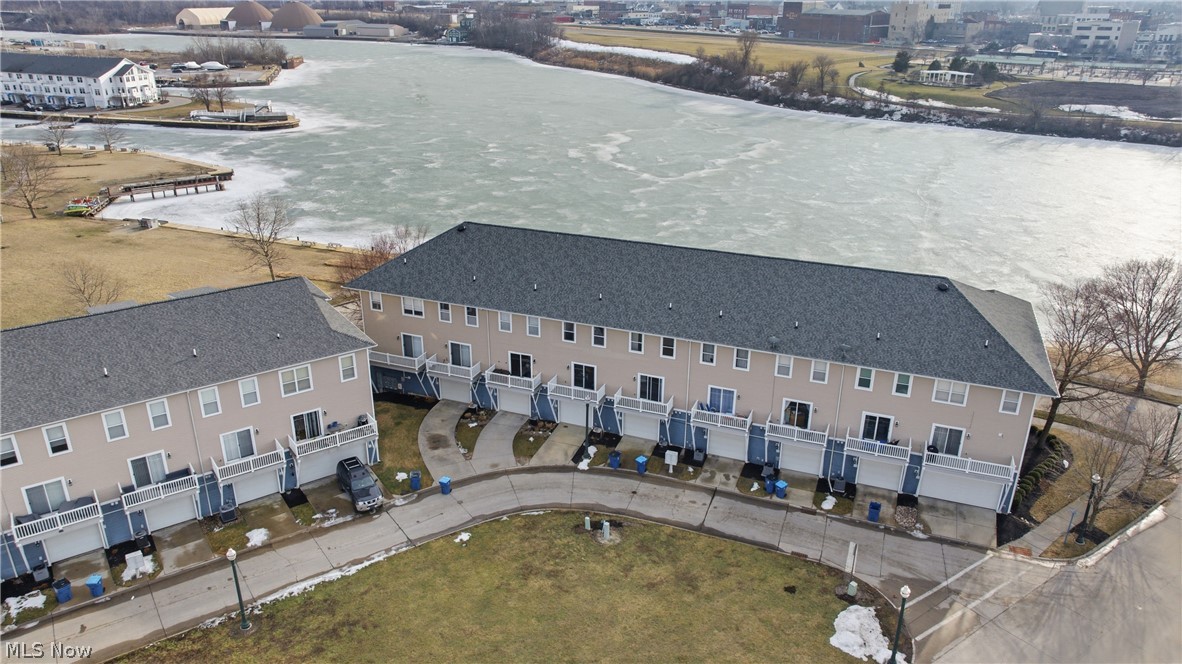 323 Arizona Avenue Lorain OH 44052