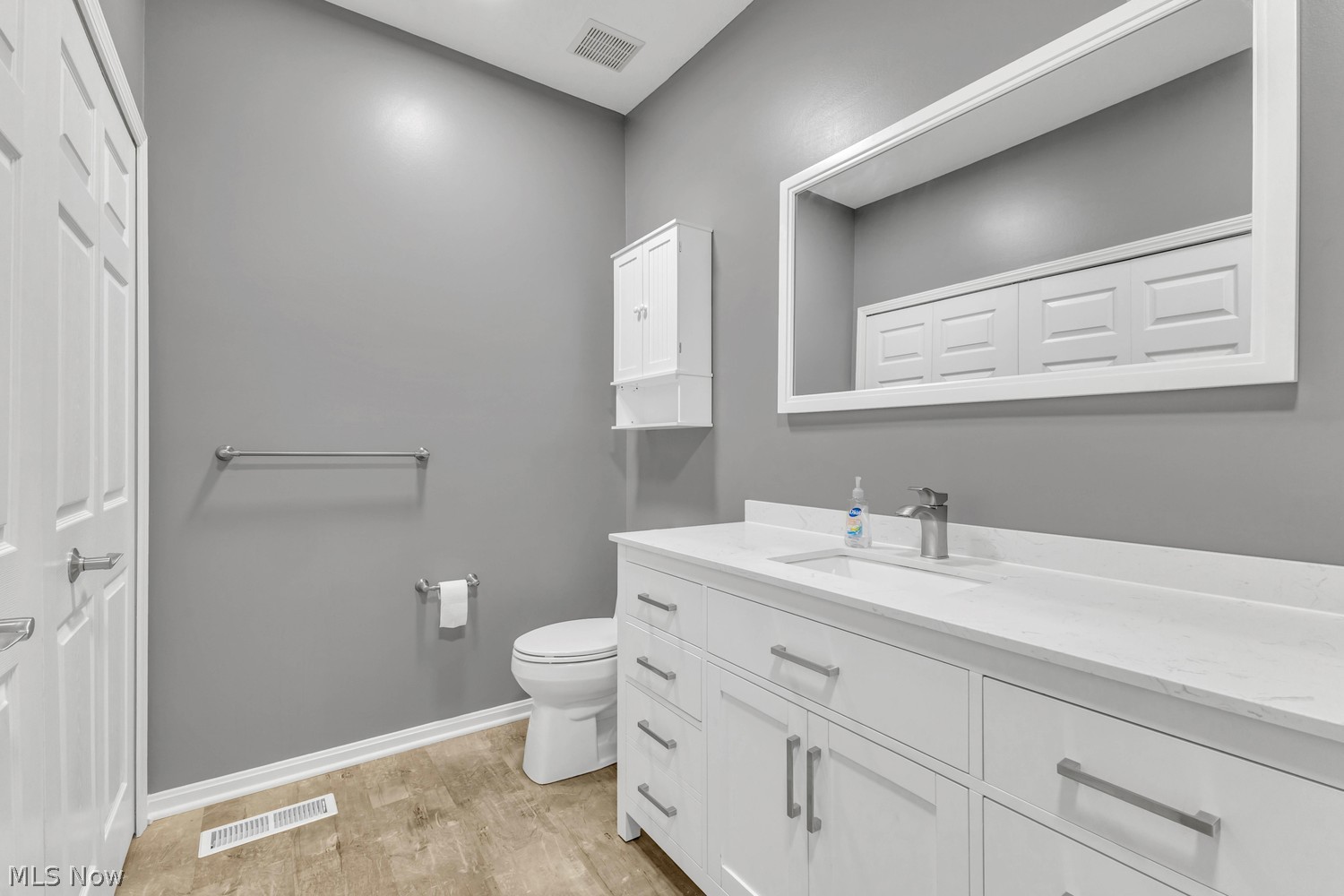 6904 Cottage Circle North Ridgeville OH 44039
