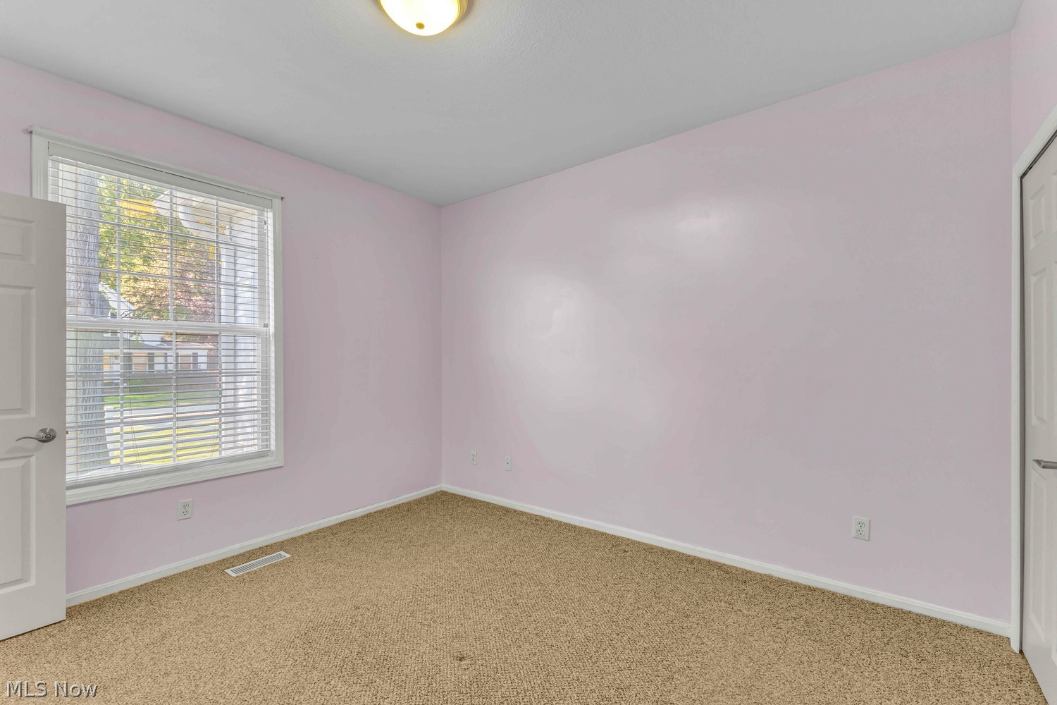 6904 Cottage Circle North Ridgeville OH 44039