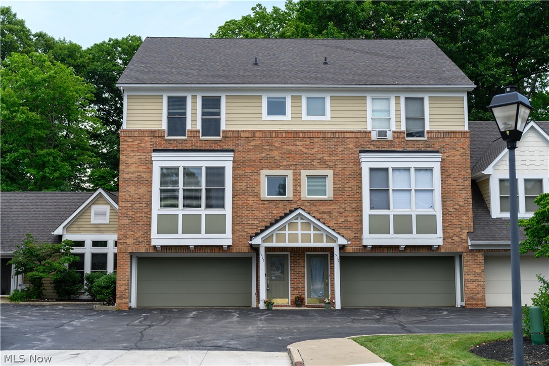 1517 Huntington Lane Cleveland Heights OH 44118