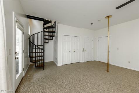 1517 Huntington Lane Cleveland Heights OH 44118