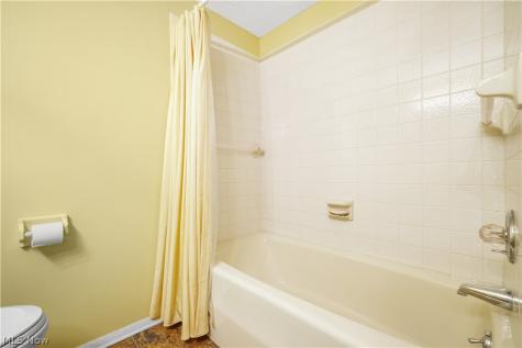 186 Court Drive Fairlawn OH 44333