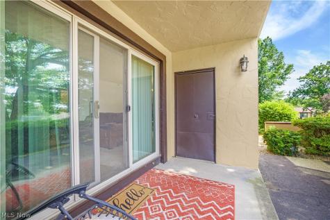 186 Court Drive Fairlawn OH 44333
