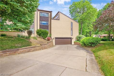186 Court Drive Fairlawn OH 44333