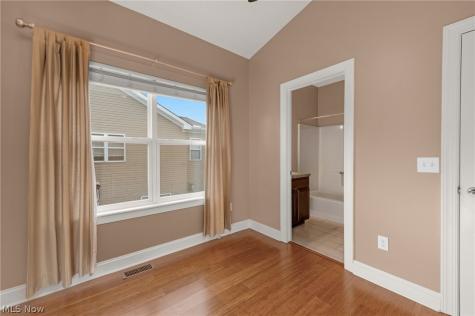 5512 Saint Stephens Court Cleveland OH 44102