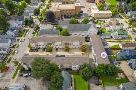 5512 Saint Stephens Court Cleveland OH 44102