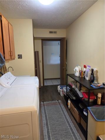 736 Tollis Parkway Broadview Heights OH 44147