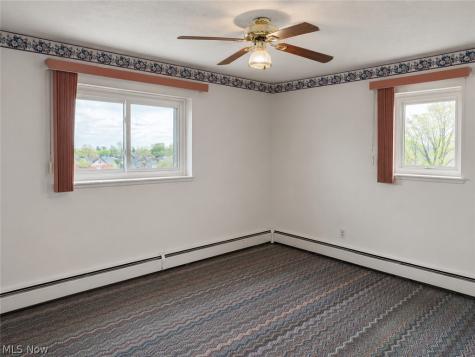 14567 Madison Avenue Lakewood OH 44107