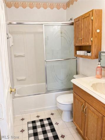 14567 Madison Avenue Lakewood OH 44107