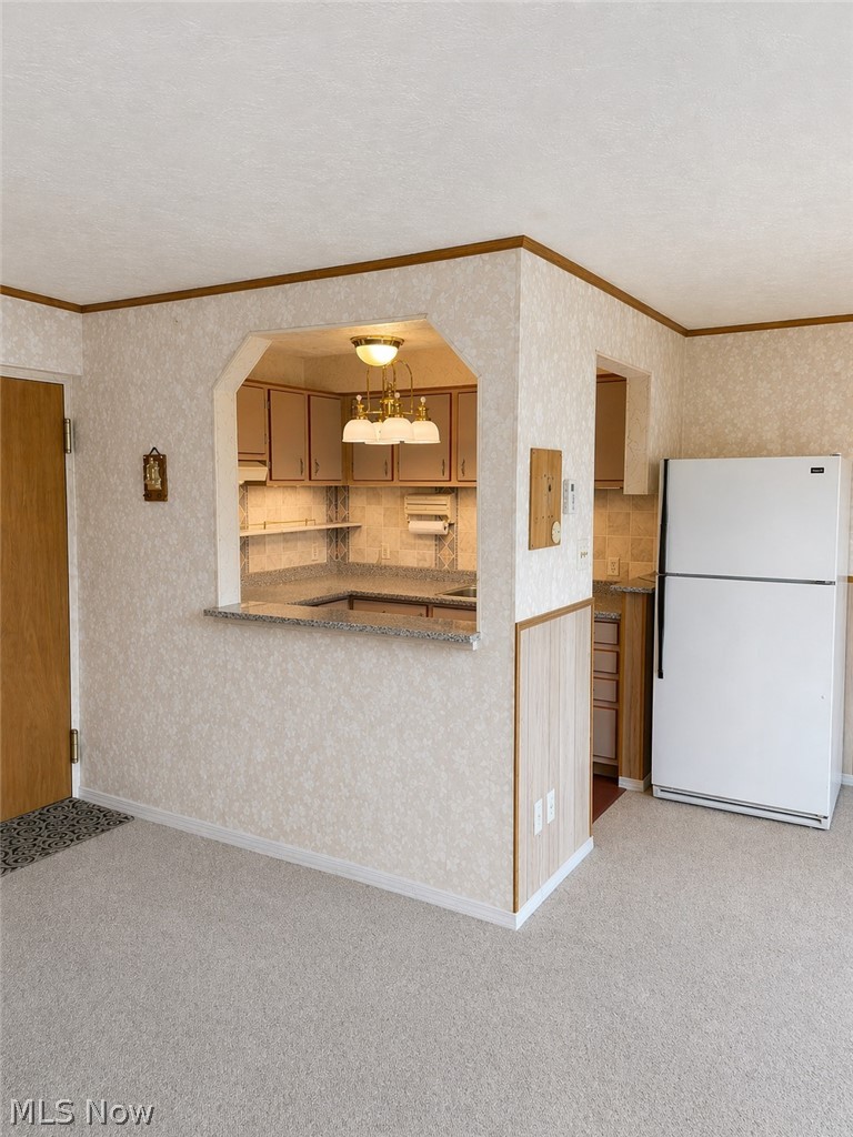 14567 Madison Avenue Lakewood OH 44107