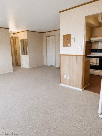 14567 Madison Avenue Lakewood OH 44107