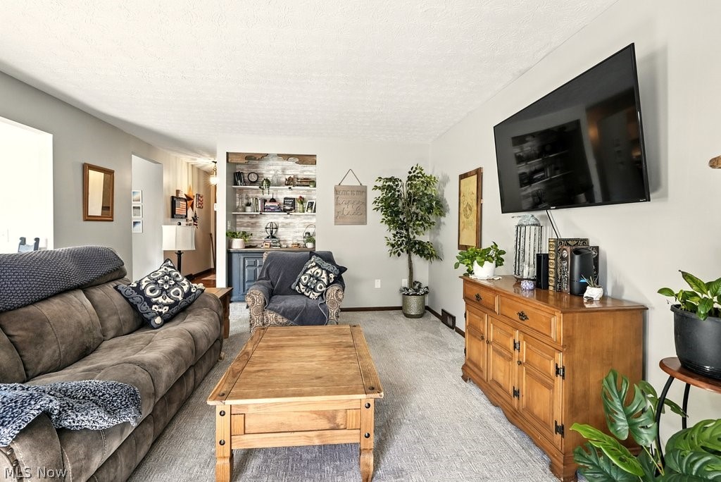 3860 Sawbridge Drive Richfield OH 44286