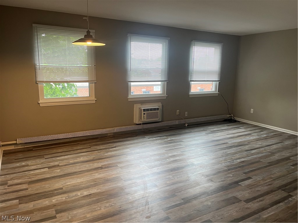 13773 Cedar Road South Euclid OH 44118