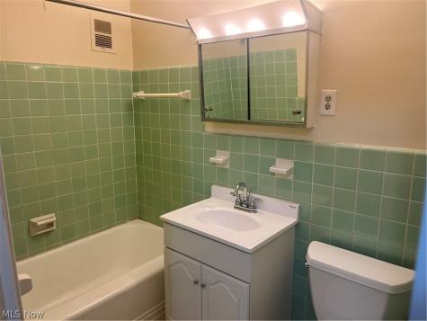13773 Cedar Road South Euclid OH 44118
