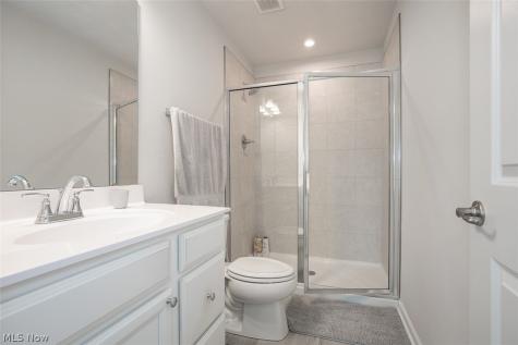 1169 Meadow Run Copley OH 44321