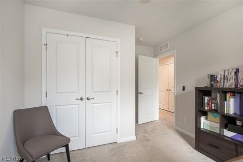 1169 Meadow Run Copley OH 44321