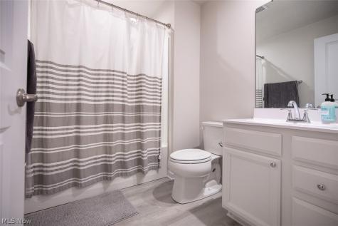 1169 Meadow Run Copley OH 44321
