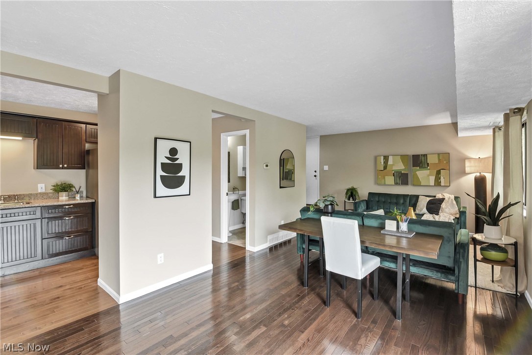 1420 Cedarwood Drive Westlake OH 44145