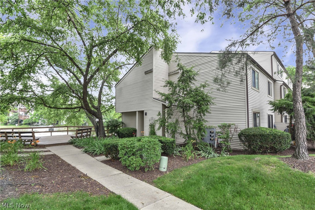 1420 Cedarwood Drive Westlake OH 44145