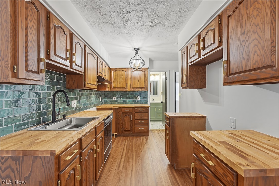 25735 Lorain Road North Olmsted OH 44070