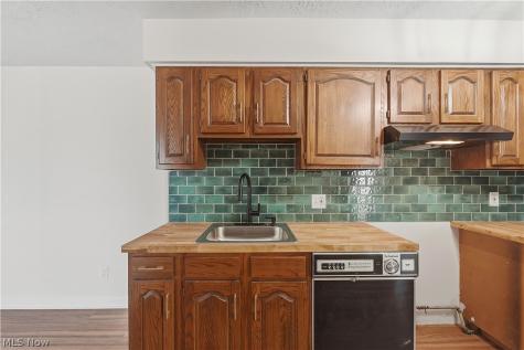 25735 Lorain Road North Olmsted OH 44070