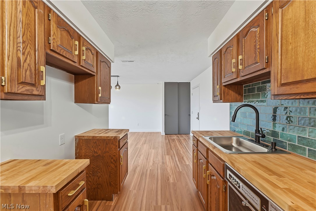 25735 Lorain Road North Olmsted OH 44070