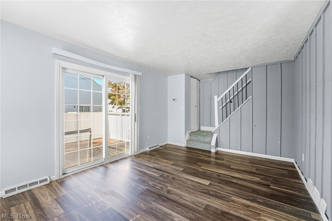6586 Liberty Bell Drive Brook Park OH 44142