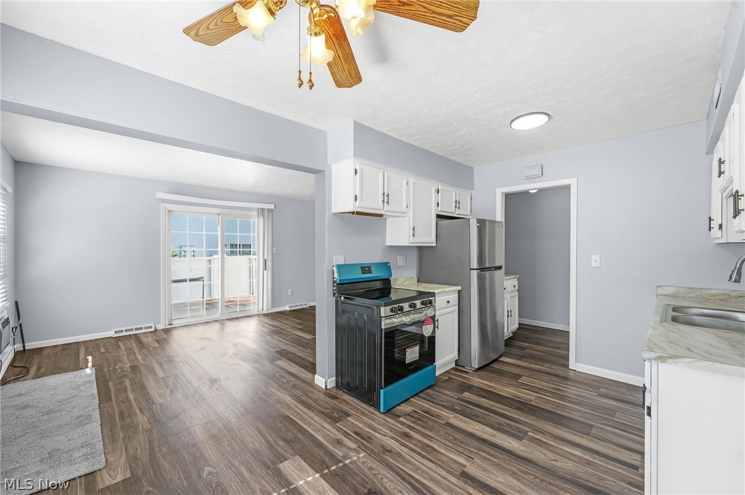 6586 Liberty Bell Drive Brook Park OH 44142