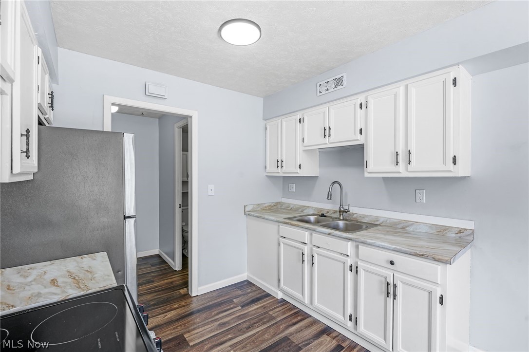 6586 Liberty Bell Drive Brook Park OH 44142