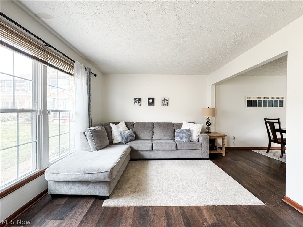536 Austin Drive Barberton OH 44203